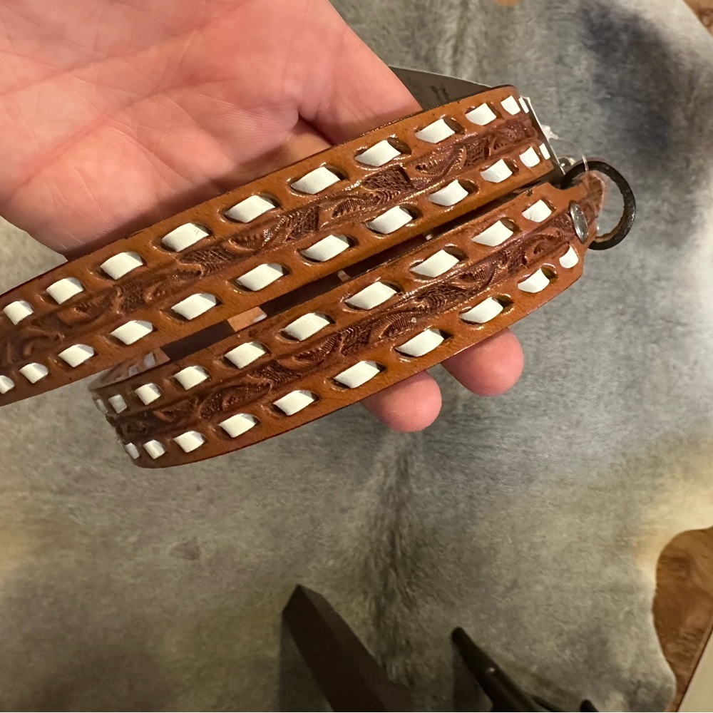 BRAND NEW. Double J Saddlery Skinny Buckstitch Belt